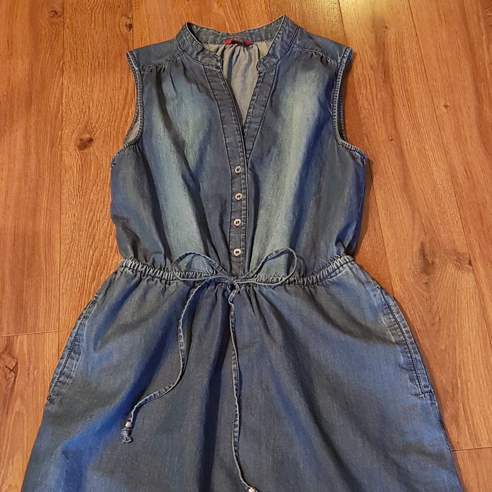 Guess, Denim-style, Dress. Small.